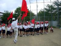 「赤組勝つぞー！」（八坂小運動会）